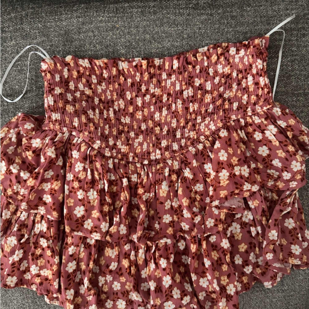 Size medium skort. Never worn. No tags. Altard state